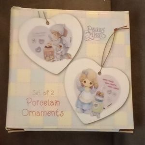 Precious moments "sweetest Christmas" set of 2 2002